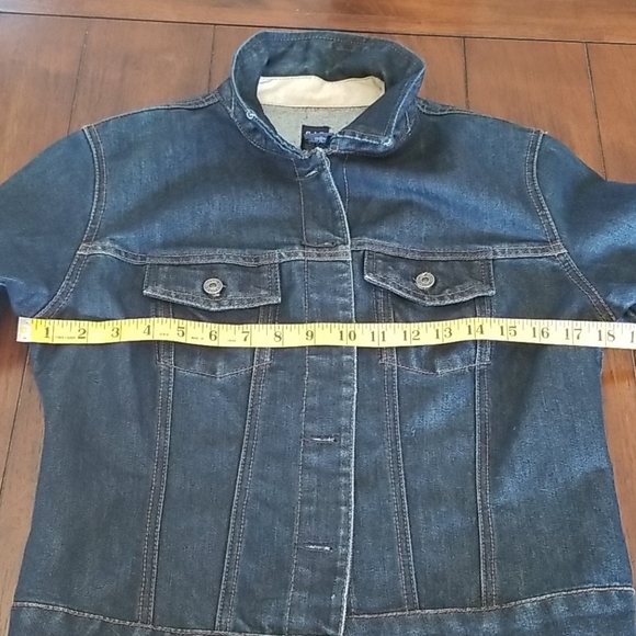 GAP Denim Jacket Size M. Dark wash denim. - Picture 4 of 7